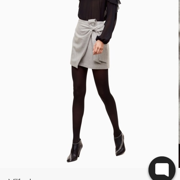 ☘️Wilfred front tie mini skirt☘️ - Picture 3 of 8